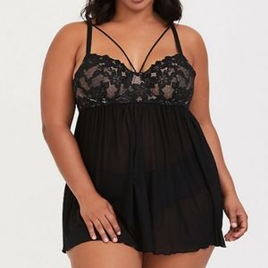 Torrid Black/Cream Strappy Lace Babydoll Sz 4